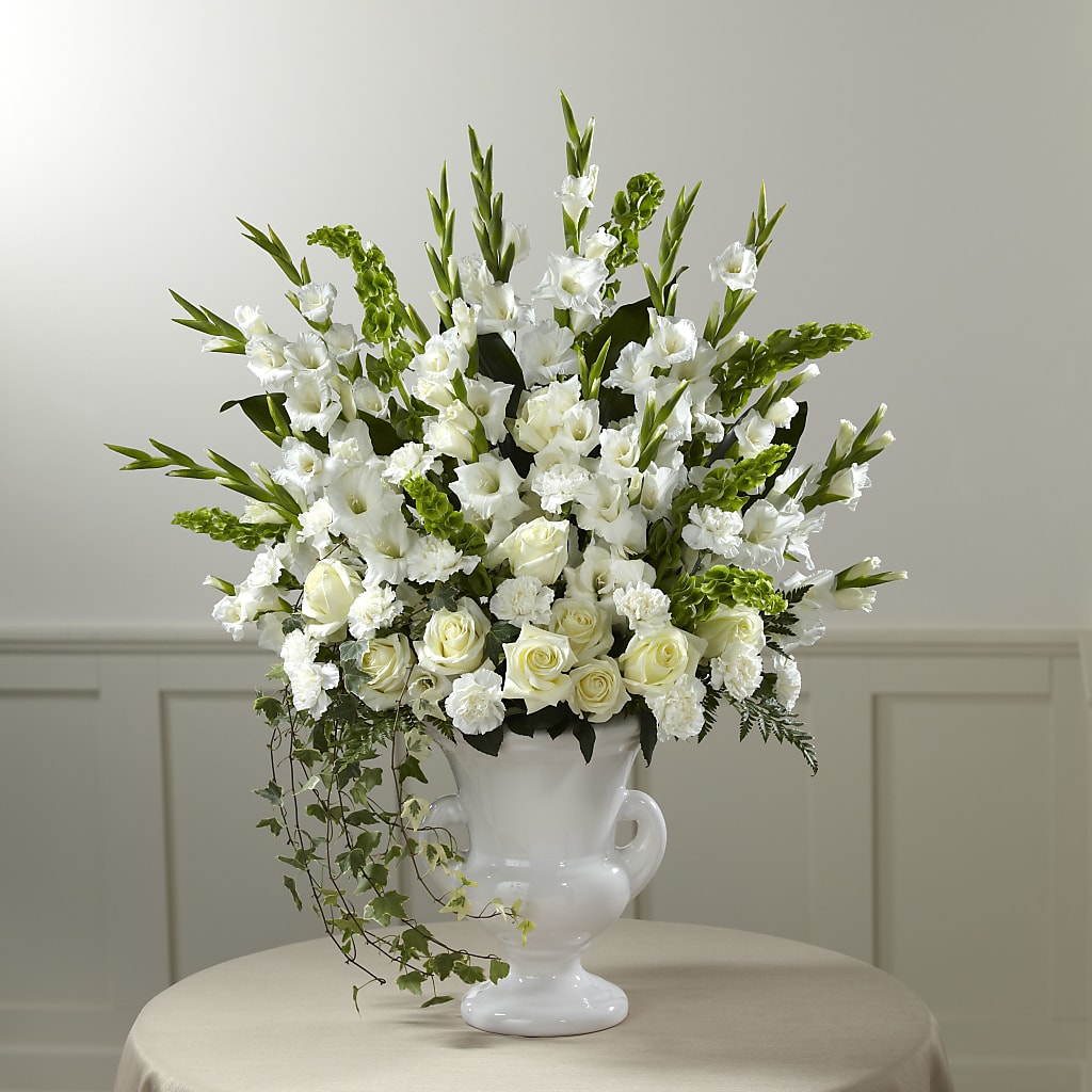 Fond Reflections Arrangement – Mt Scott Blooms By Maru, Portland OR