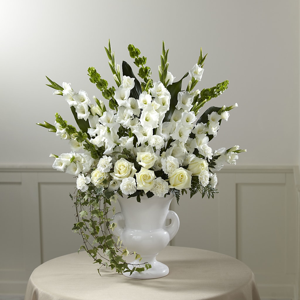 Fond Reflections Arrangement – Mt Scott Blooms By Maru, Portland OR