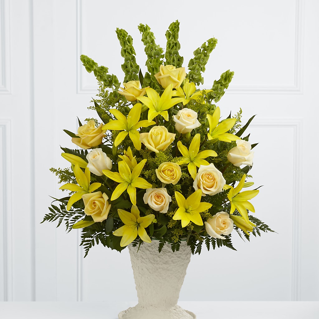 Golden Memories Arrangement – Mt Scott Blooms By Maru, Portland OR