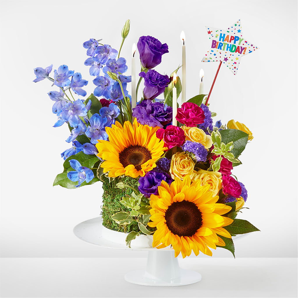 Star of the Day Floral Cake – Mt Scott Blooms By Maru, Portland OR